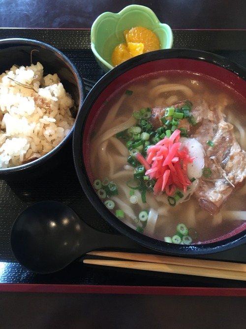 ronibento: Jan 27 2017Okinawa Style noodle for lunch.