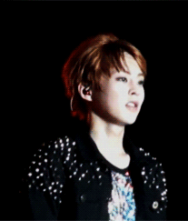     Stoooop!!!!!nobody gave you permission to be so perfect!!(┛◉Д◉)┛彡︵/(.□