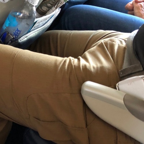 daddiesonthego:Sleepy Brawny Business Casual Bulge Daddy having a nice dream during his flight. Yes,