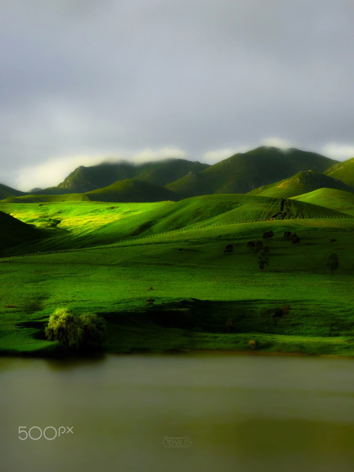 travelgurus:  Morning at Khoshbulag lake ,Dashkesan region, Azerbaijan by   Isr Obvius    Travel Gurus - Follow for more Nature Photographies!   