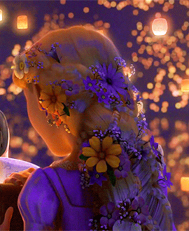 princessdaily:Rapunzel in “I See the Light”TANGLED (2010)