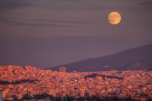 varvaresso:Magic Hour  | Athens |