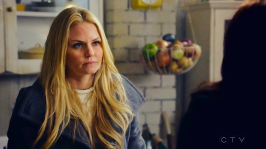 bnaz:  SO I WAS EDITING WHEN I NOTICED EMMA CLENCHED HER JAW REALLY TIGHTLY WHEN REGINA WAS TALKING ABOUT HER DREAM AND SAID “ROBIN AND I WERE FINALLY TOGETHER”I SHIT YOU NOT SERIOUSLY GO REWATCH THE SCENEAND LOOK:
