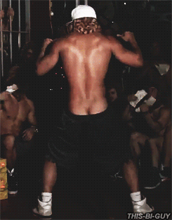 this-bi-guy:  Whoever he is….. I want him.