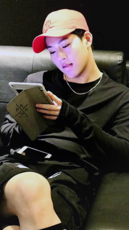 edits-kpop: ◆ Jooheon [boyfriend material] lockscreens ◆ reblog/like if u save.