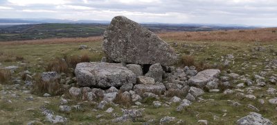 fjorrd:Maen Ceti, “Arthur’s Stone”, in Reynoldston, Wales, is a neolithic burial ground. It was built around 4,500 years ago or earlier. The chamber below the stone, for the tomb, was dug under the massive boulder and was held aloft