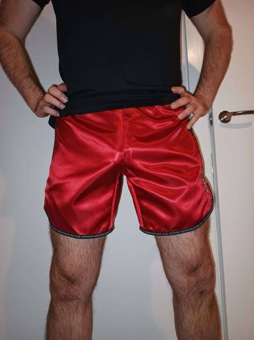 Some Brand New Muay Thai Shorts From Decathlon. Perfect Shine And A Silky Smooth Feel, But A Bit Longer