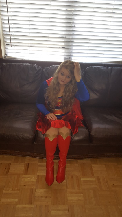 whitneywisconsin:  Super girl #1went all out with the super girl themGets more intense as this comic series continuesstick around for super girl #2masturbation is my kryptonite
