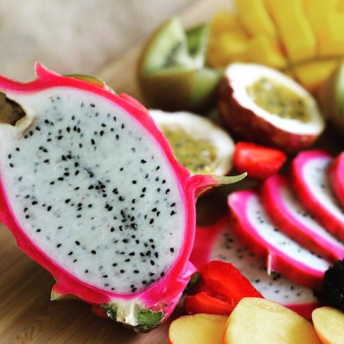 Continuing my role as the mother of dragon… fruit! I’m not sure if the dragon fruit can