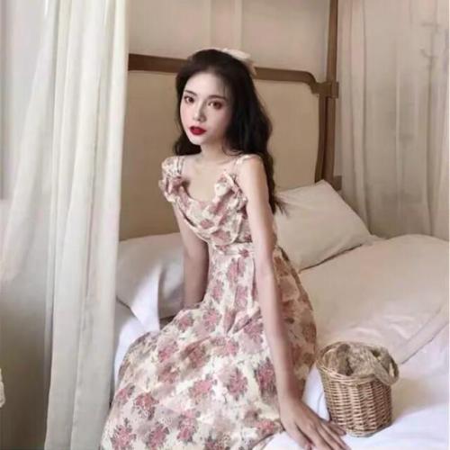 lovecatcher:floral vintage dress  // ฼.0010% discount code: softjoy + free shipping worldwide! [ more here  ]