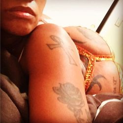 thequeencherokeedass:  GOOD NIGHT 🏡🔙🔝😇🙌🏾💤 Clubcherokeedass.com