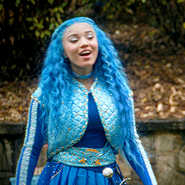 Malia Baker As Princess Chloe Charming In DESCENDANTS: THE RISE OF RED (2024)