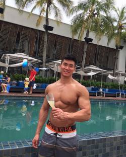 beyondasianmen:  Beautiful #asianhunk i found on instagram by asianmyth - April 16, 2016 at 07:03PM #BAM