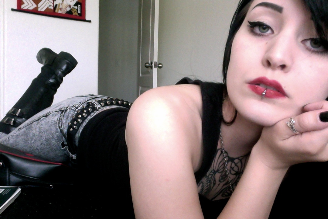 valkyrie-of-the-dead:  i’m back c:  