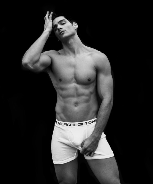 bfmaterial:   Taner Sigirtmac by Baldovino Barani for FACTORY Fanzine