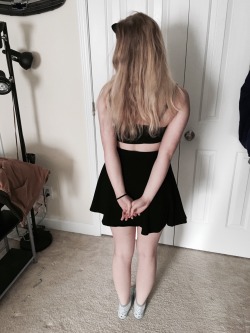 daddyslittlekitten70:  “Turn around and let me see you”