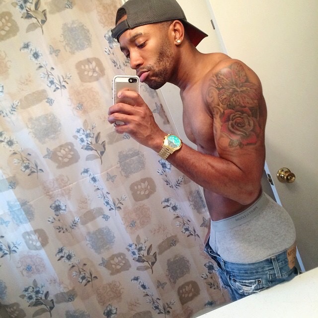 sexnthecloset:  www.sexnthecloset.tumblr.com
