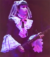 memoiredx:  MALICE MIZER members  →Mana on guitar (1992-2001)  
