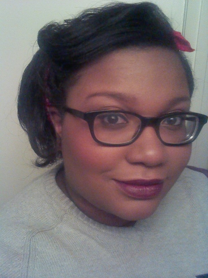 chubby-bunnies:  Tammy 25 US20-22 I was feeling fancy and free when I took this picture
