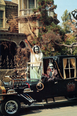 vintagegal:  The Munsters, 1960s 