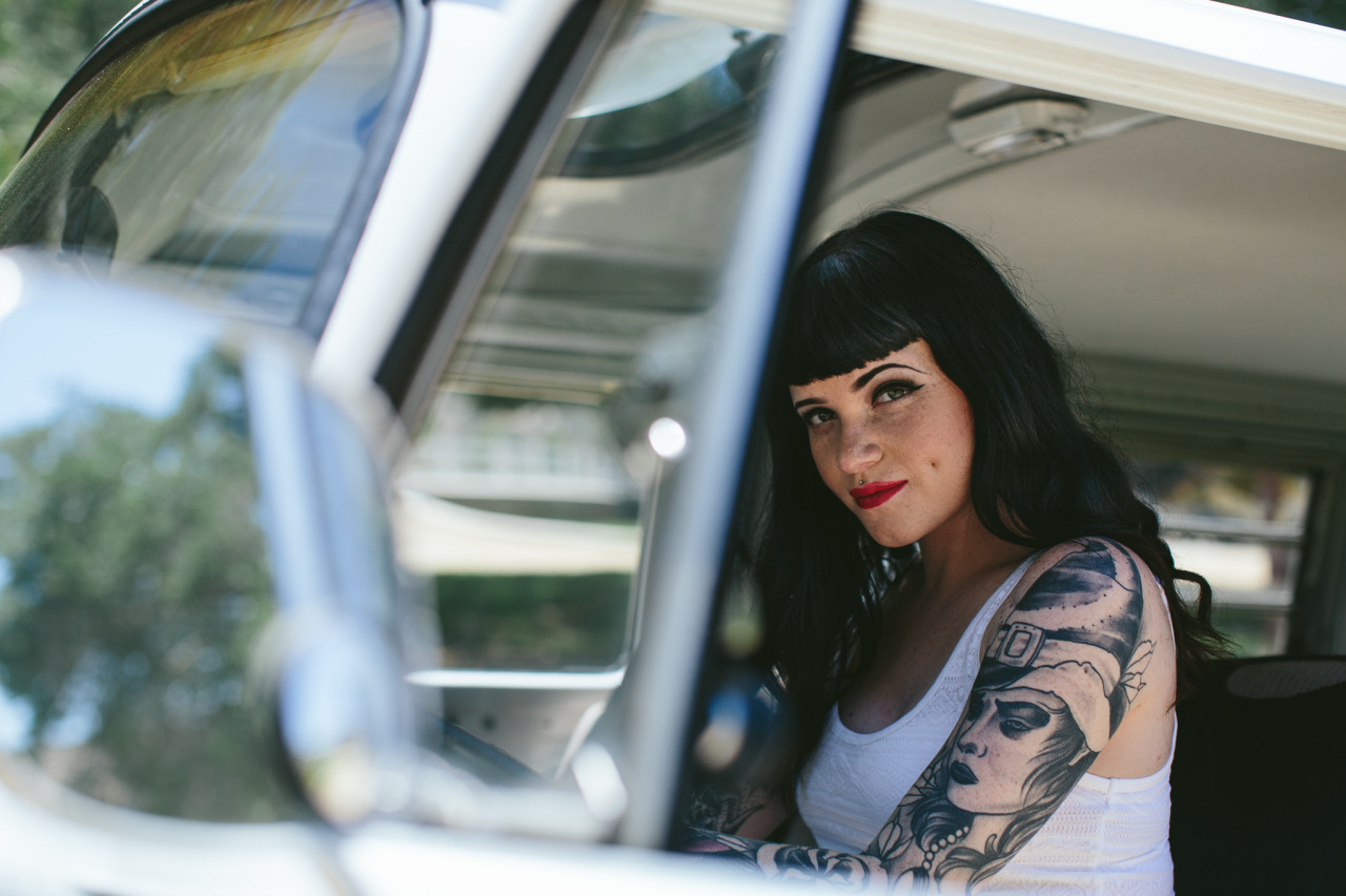 drythroats:  kidsraisingkids:  Shot a kick ass little maternity session today with