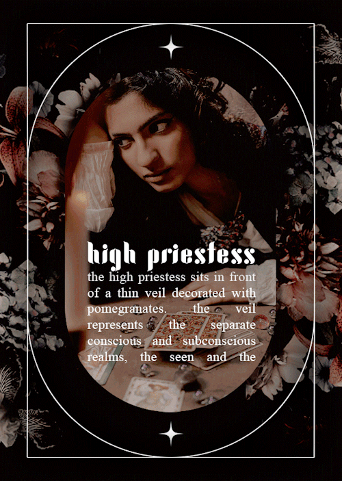PSD 006. HIGH PRIESTESS | FREE CHARACTER TEMPLATE