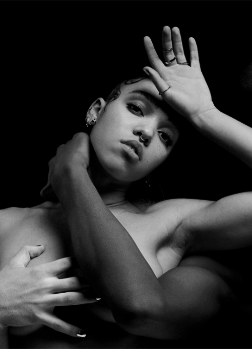 bwbeautyqueens:FKA Twigs photographed for adult photos