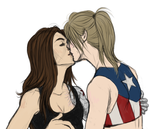 felixandria:KISS HER