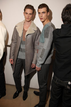 wakeupinfrance:  raf-minions:  Jil Sander A/W 09-10 Backstage  with Mathias Lauridsen &amp; Clément Chabernaud  I’ll take both plez :*