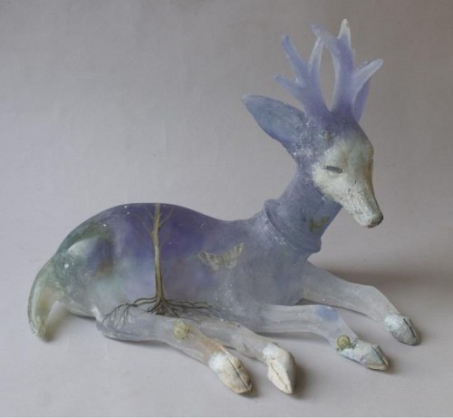 glittertomb:Christina Bothwell’s magical glass deer.