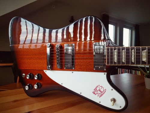 sunworshipment: Gibson Firebird V