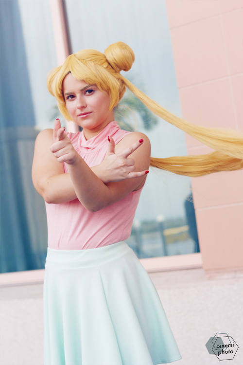 Sailor Moon Usagi TsukinoMetrocon 2016Photographer: pixemiphotoCosplayer: @catprincessqueen(see the 