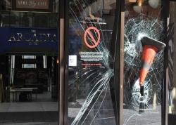 flyingpinkpenguin:  mirkokosmos:  VLC Media Player has encountered a Problem with Windows  :-DDD