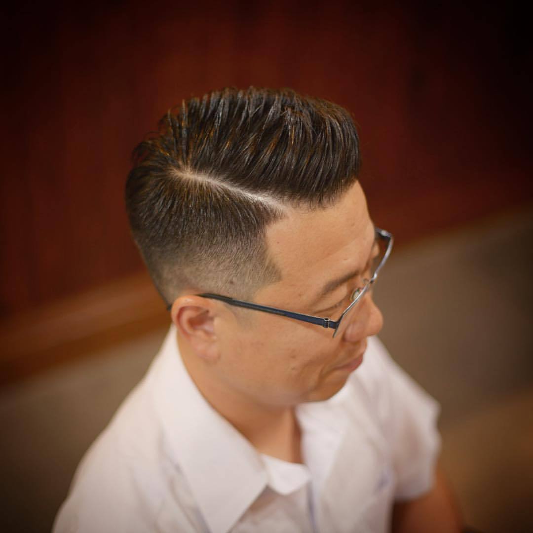 irori otoko — 【フェードと眼鏡】 【Fade and glasses】 #wahl #barber
