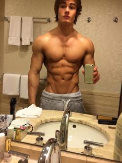 mitos:  Jeff Seid (2014)