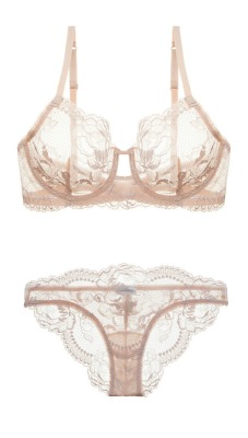 thelingerieaddict:  La Perla Begonia Bra Set