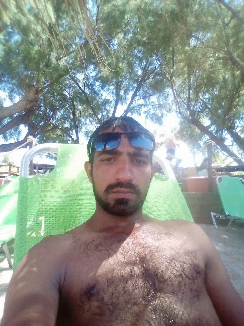 pornodiastrofikos:  Horny gay Paki in Greece