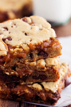 do-not-touch-my-food:  Peanut Butter Caramel Chocolate Chip Cookie Bars  not one little bit.