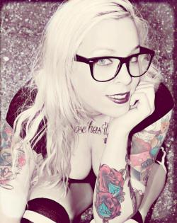 tattoo-inked:  1nkedladies:  Trisha Rockabilly