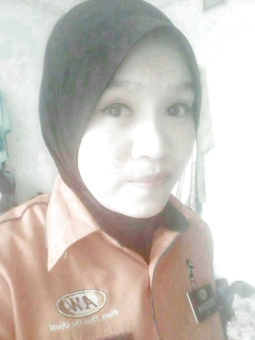 syah8888: along5155: Awek A&amp;W A&amp;w mne..dia pun blh take away ke