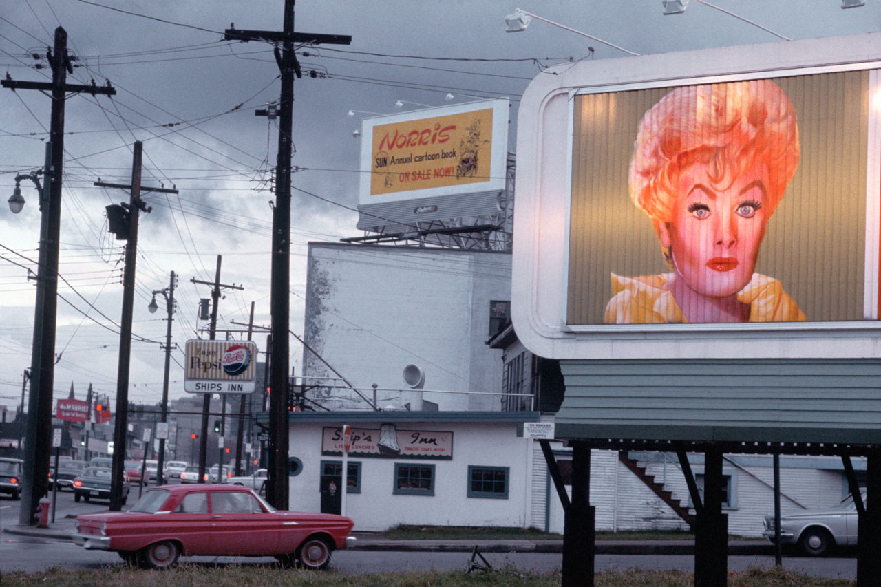 h-r-y-h-o-r-i-y-y:  cascade-collective:  Fred Herzog  these are so good!
