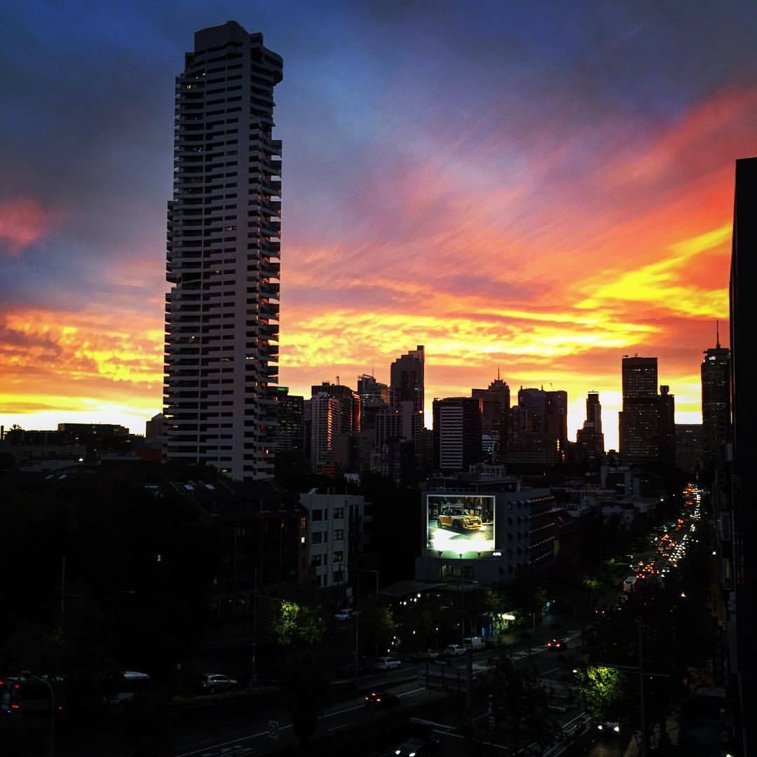 Another amazing sunset! Hope everyone is having an amaxing afternoon! ðŸ˜ #sydney