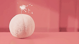 minshoot:a love bomb is going toward you, a love bomb that will make us shine, in this moment, under