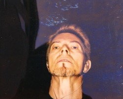 'Loves To Be Loved' A David Bowie Blog