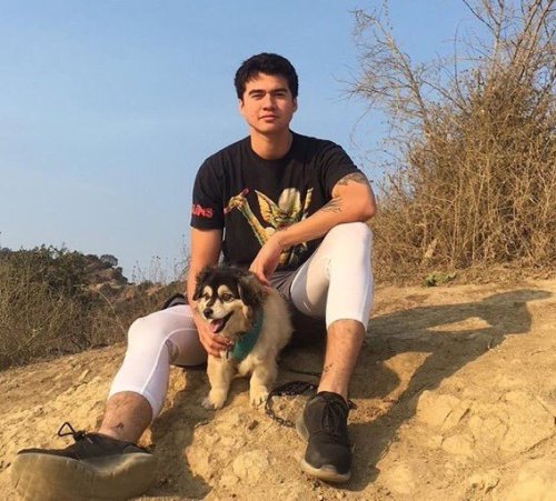calums-things: Calum and Duke appreciation post. Look at them, they’re so cute together. ♡