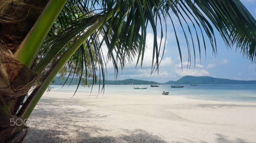 Tropic-Havens:tropical Beach Of Koh Rong Samloem Island In Cambodia