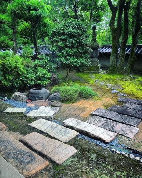 富山城址公園 日本庭園 [ 富山県富山市 ] ③ Toyama Castle Park Japanese Garden, Toyama 最後に庭園の畔にある『富山市佐藤記念美術館』について。 富山出身