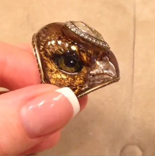 digg:  Sevan Bıçakçı makes RIDICULOUS jewelry. The images within the itmes are created by carving a 3D object out of the underside of the gem. Via Daily Dot 