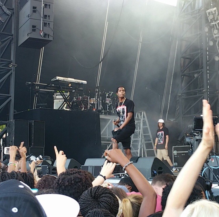 ohsodj:  A$AP Rocky performing at Roots Picnic in Philly