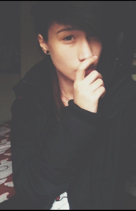 satanstolemycookie:  This weather is as cold as my heart. 